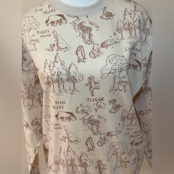 Disney Winnie the Pooh Women's Graphic Fleece Crewneck - Picture 4 of 7